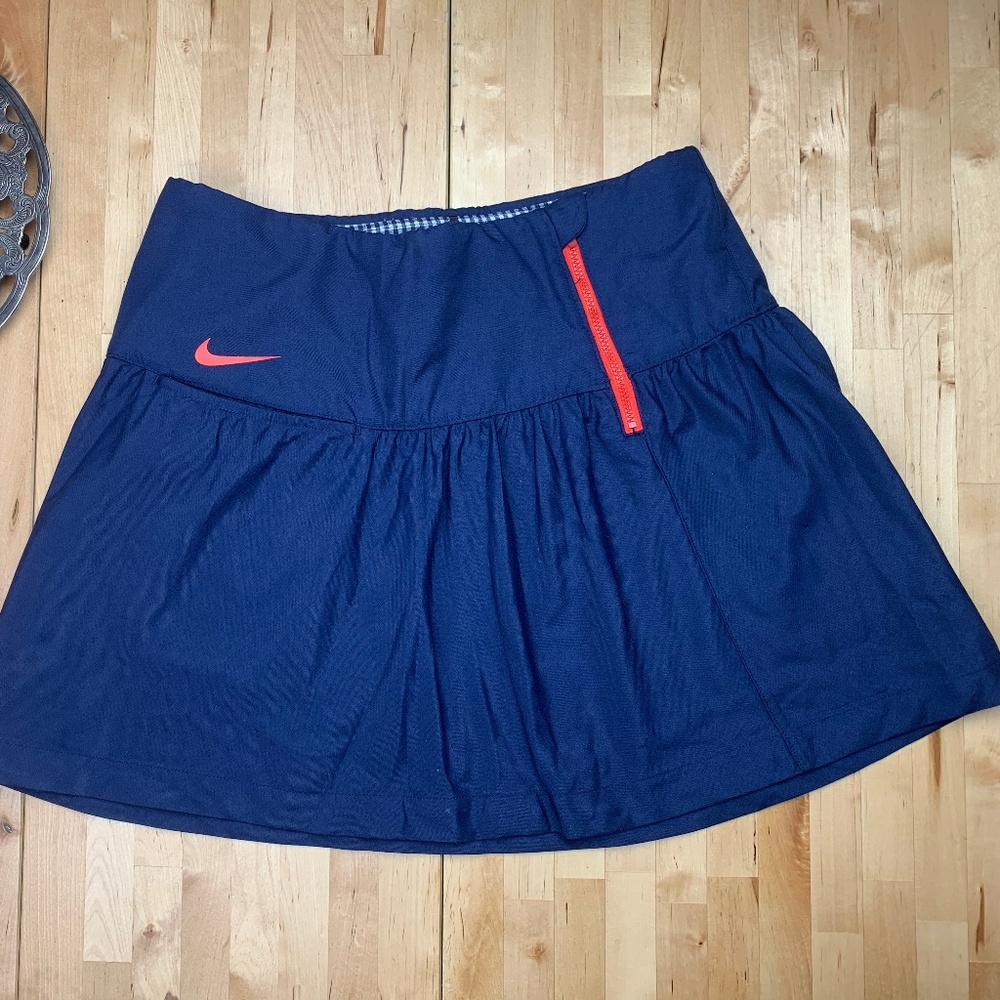 Nike Dri fit Skirt - Picture 1 of 4